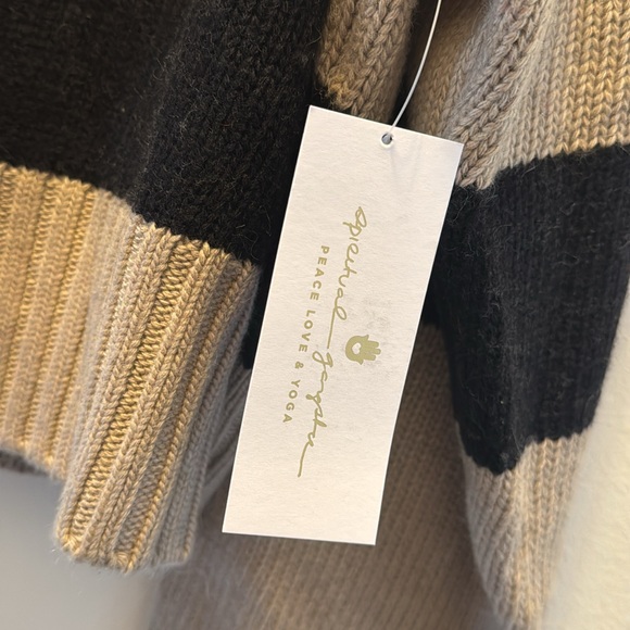 SPIRITUAL GANGSTER ROBYN HENLEY SWEATER - Picture 7 of 9